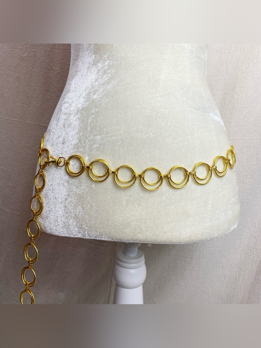 Gold Circle-Link Chain Belt